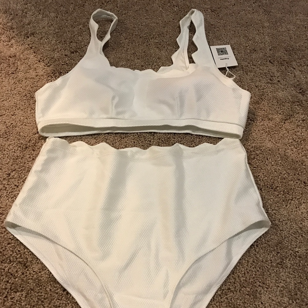 CUPSHE bikini
